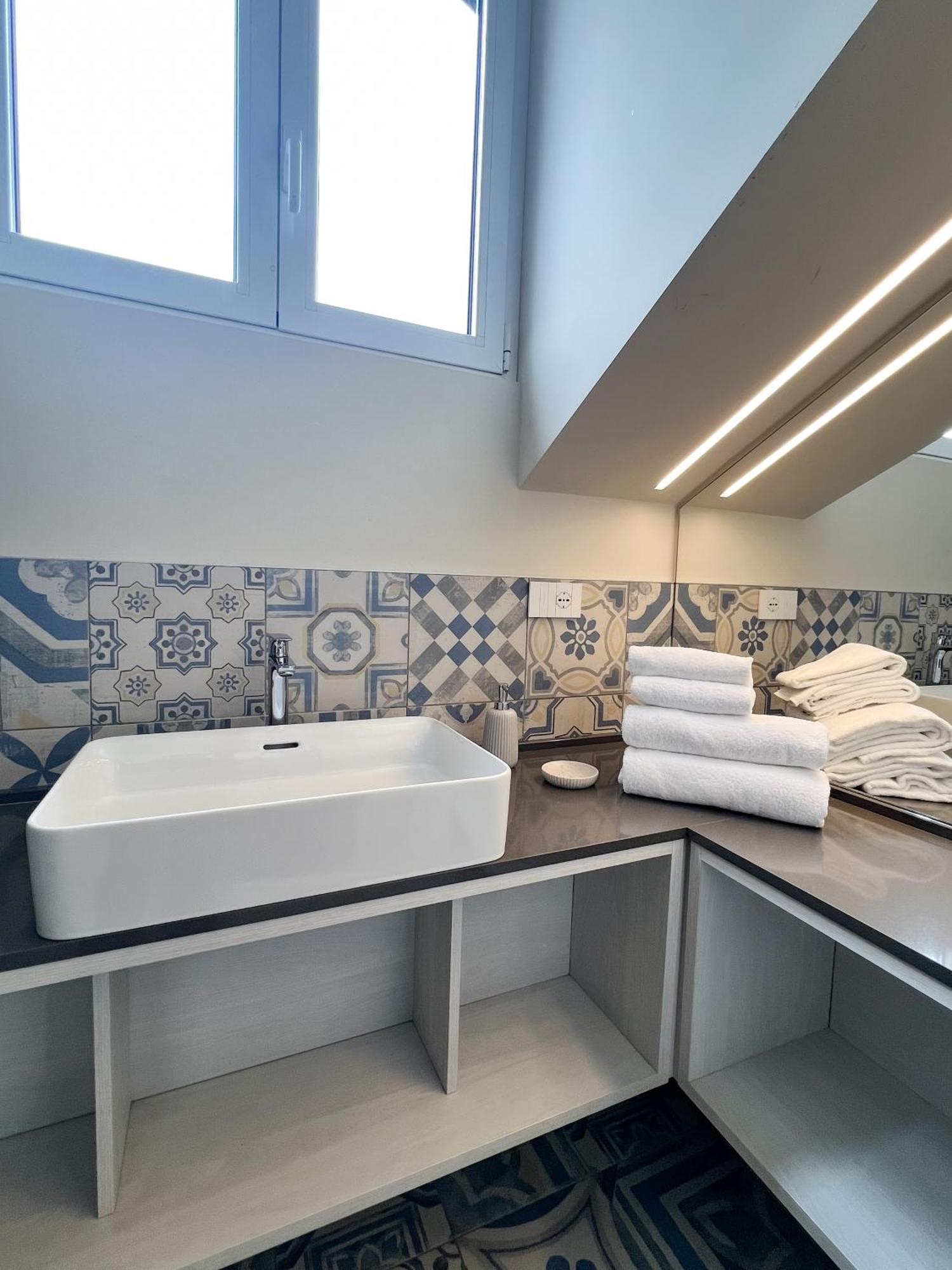 מילאנו Comecasa 10 Minutes Walk From Duomo 2 Bedroom Apartment מראה חיצוני תמונה