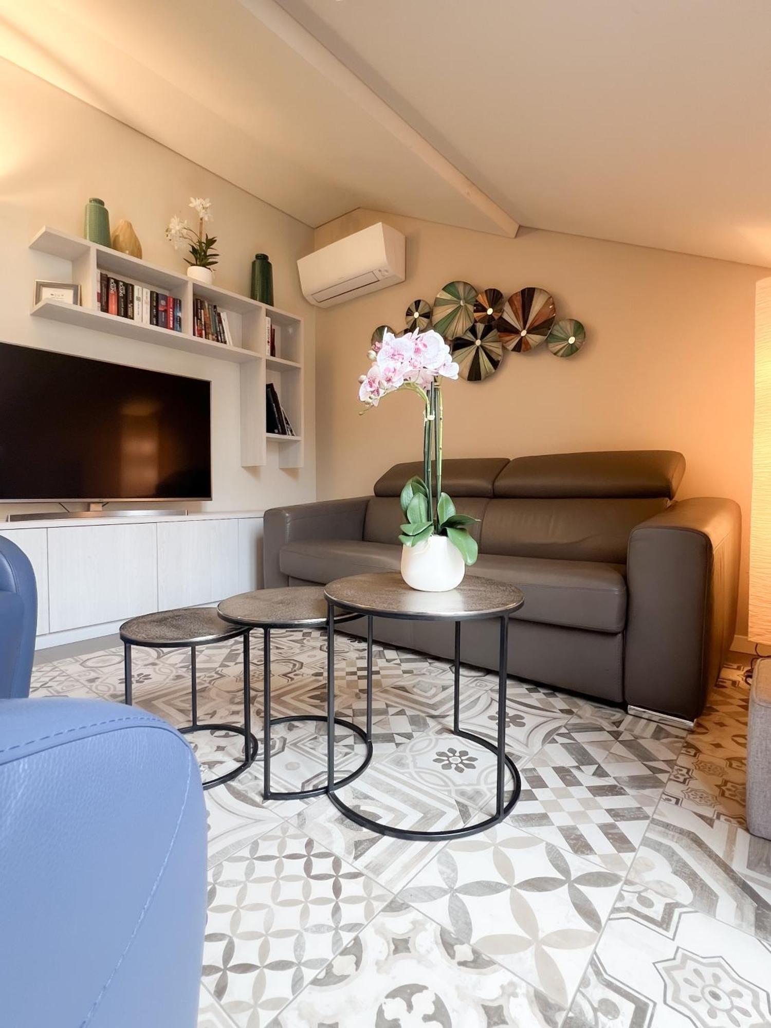 מילאנו Comecasa 10 Minutes Walk From Duomo 2 Bedroom Apartment מראה חיצוני תמונה