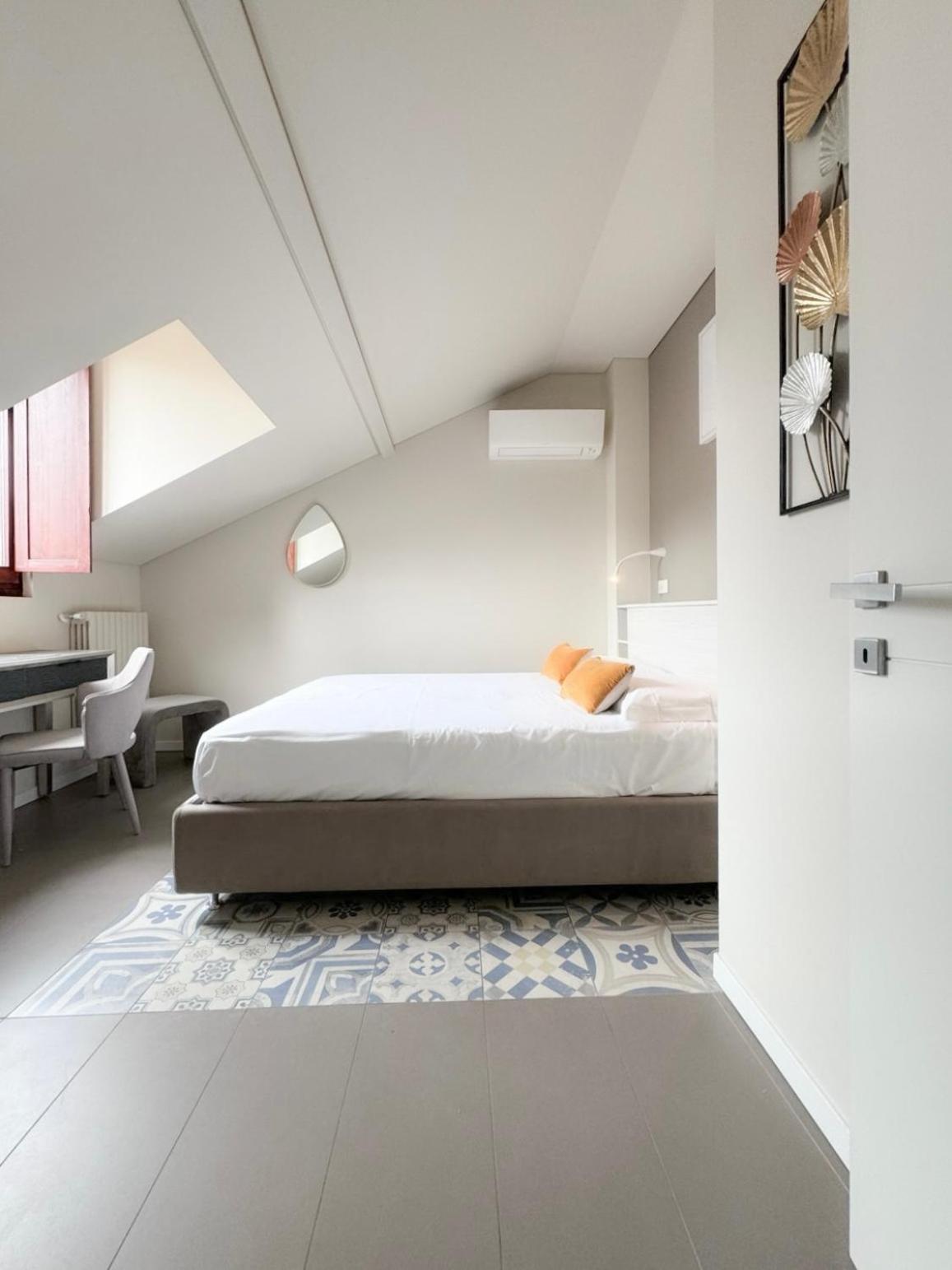 מילאנו Comecasa 10 Minutes Walk From Duomo 2 Bedroom Apartment מראה חיצוני תמונה