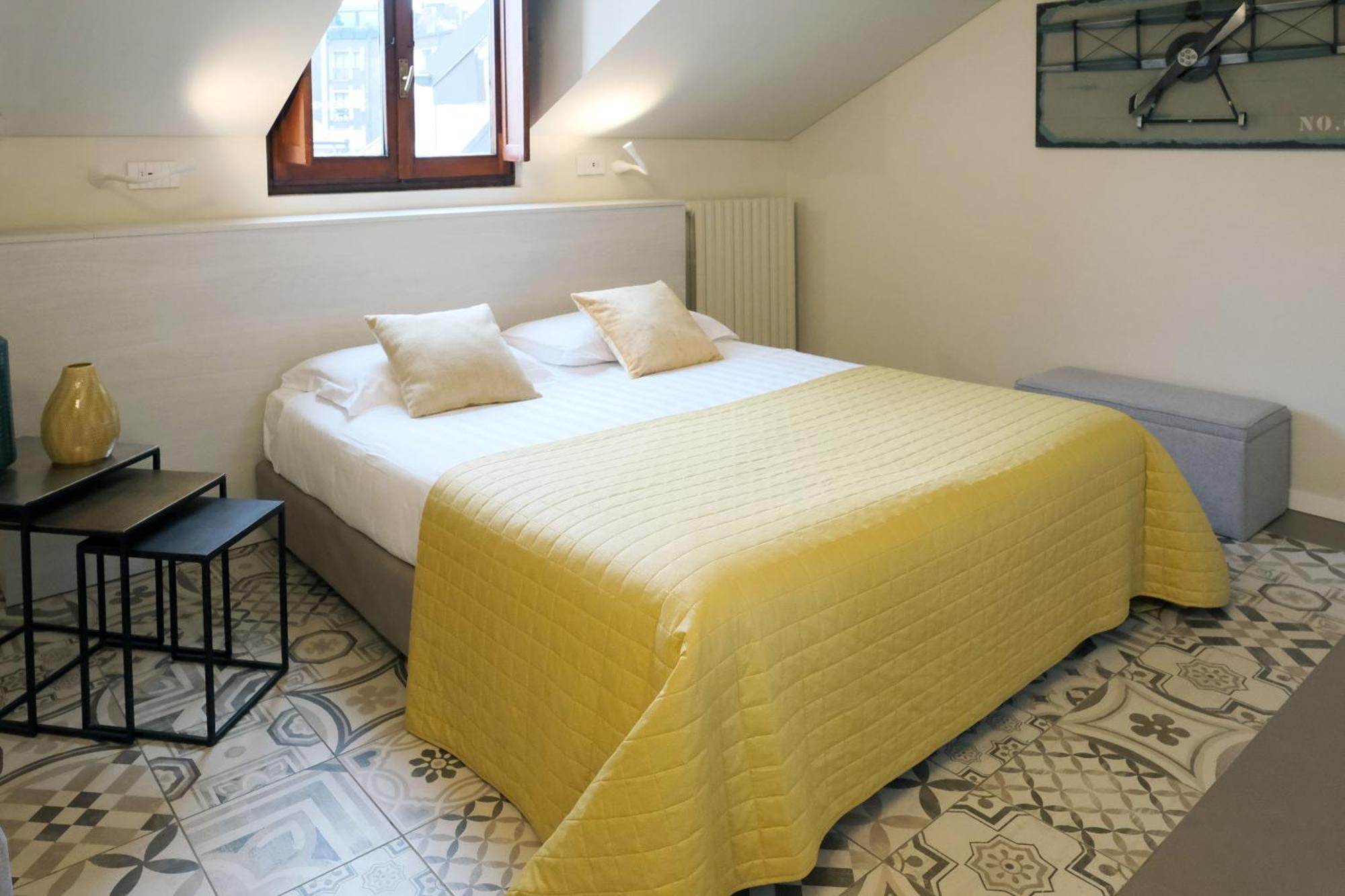 מילאנו Comecasa 10 Minutes Walk From Duomo 2 Bedroom Apartment מראה חיצוני תמונה