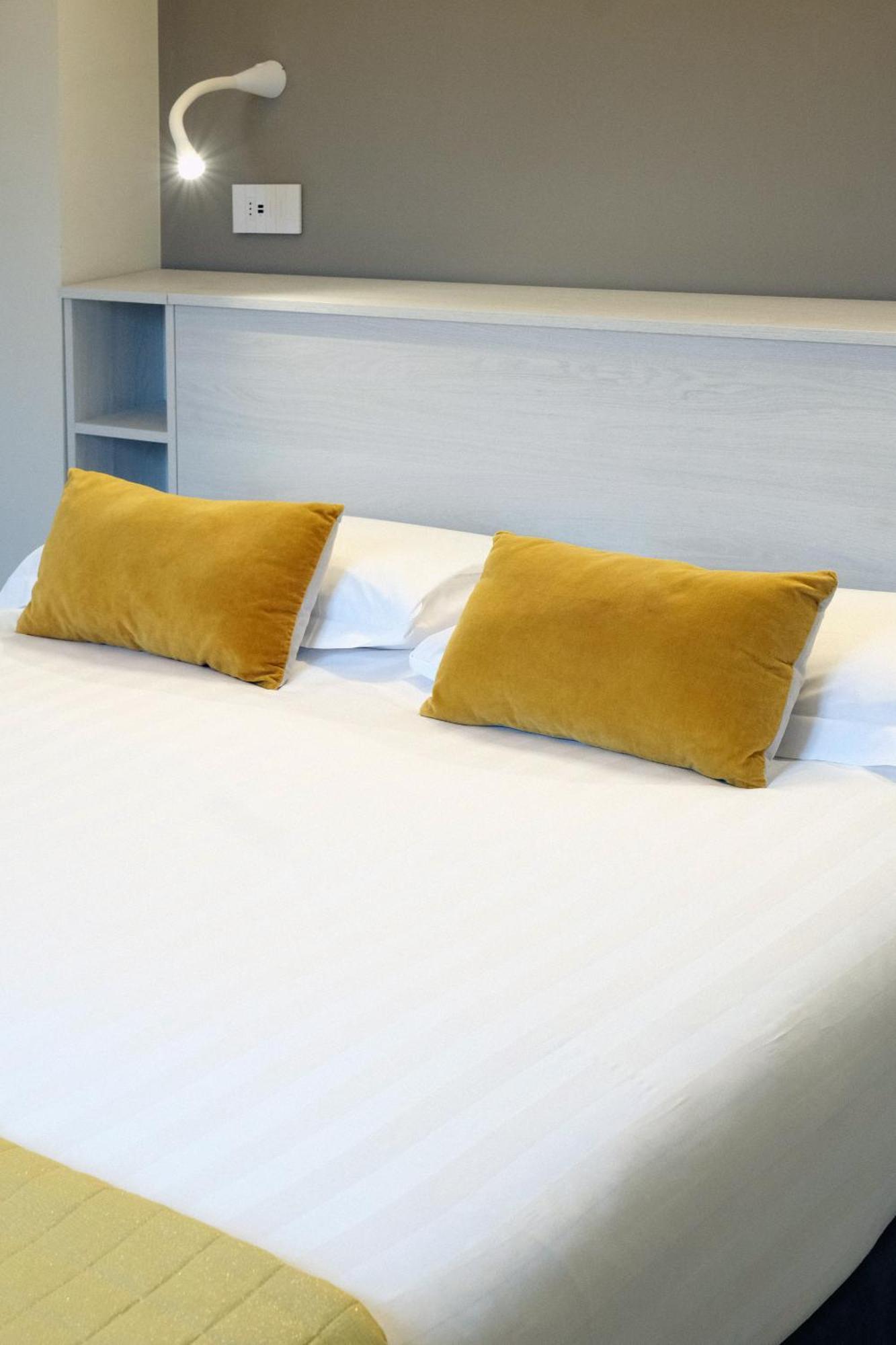 מילאנו Comecasa 10 Minutes Walk From Duomo 2 Bedroom Apartment מראה חיצוני תמונה