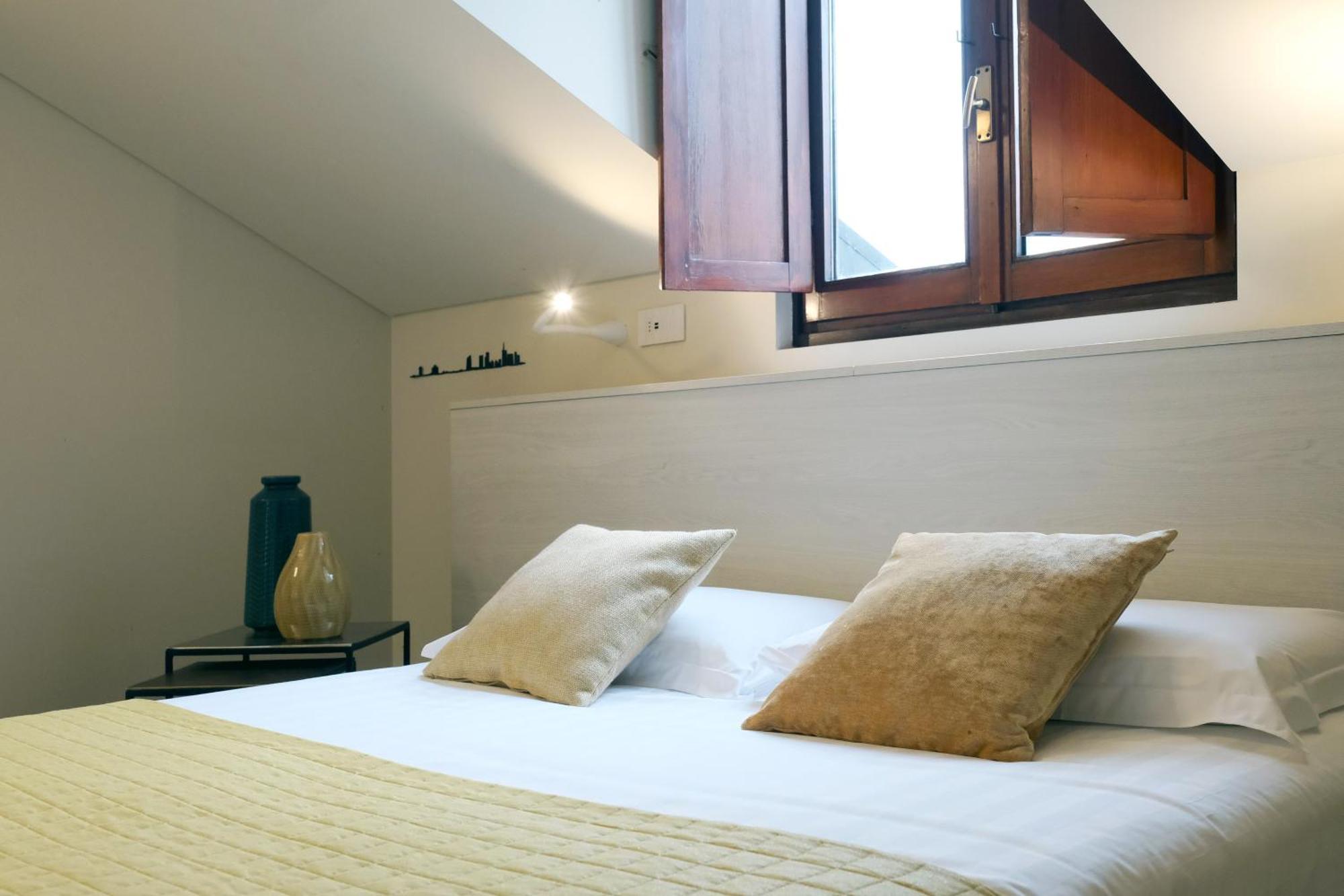 מילאנו Comecasa 10 Minutes Walk From Duomo 2 Bedroom Apartment מראה חיצוני תמונה