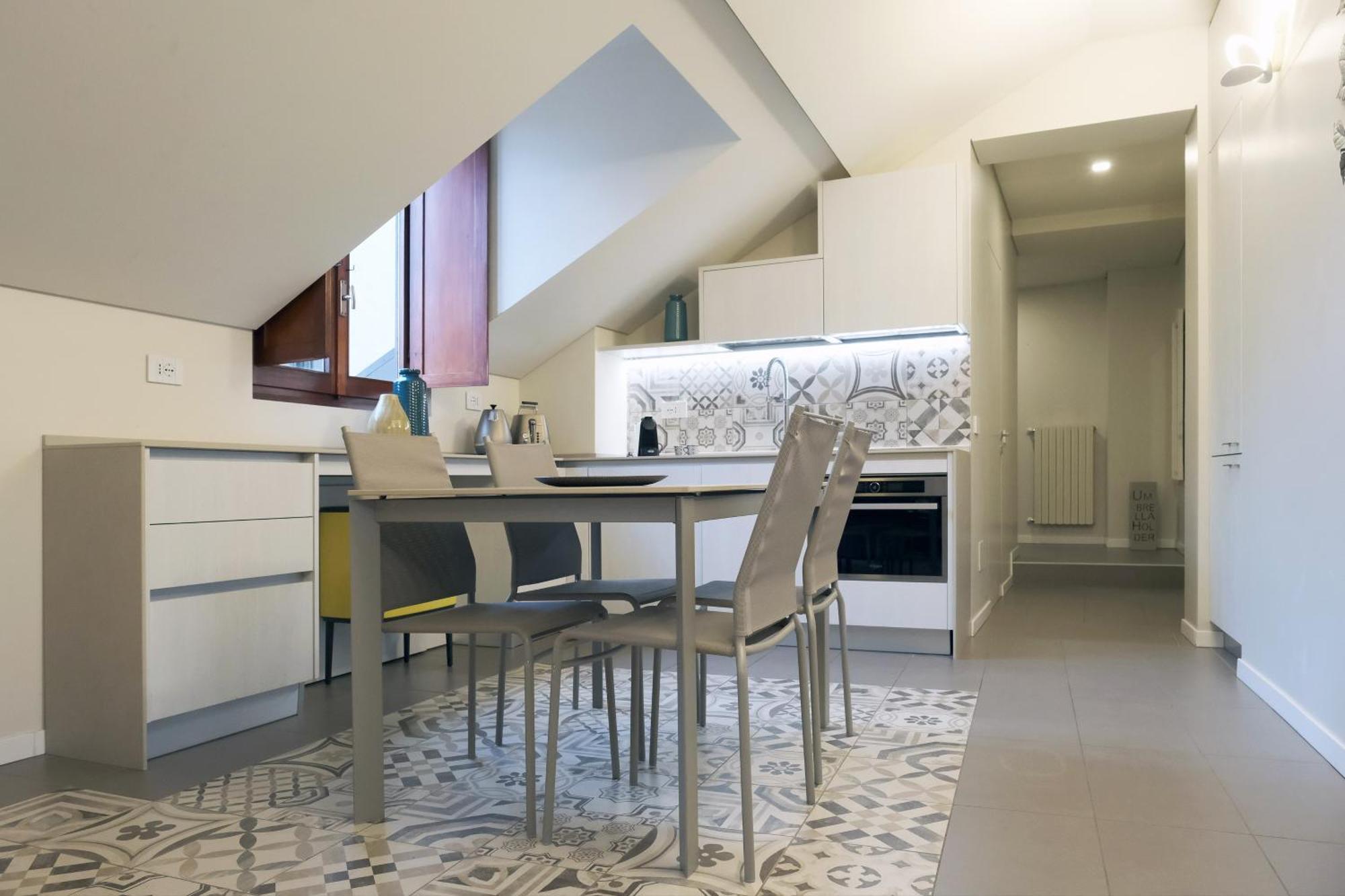 מילאנו Comecasa 10 Minutes Walk From Duomo 2 Bedroom Apartment מראה חיצוני תמונה