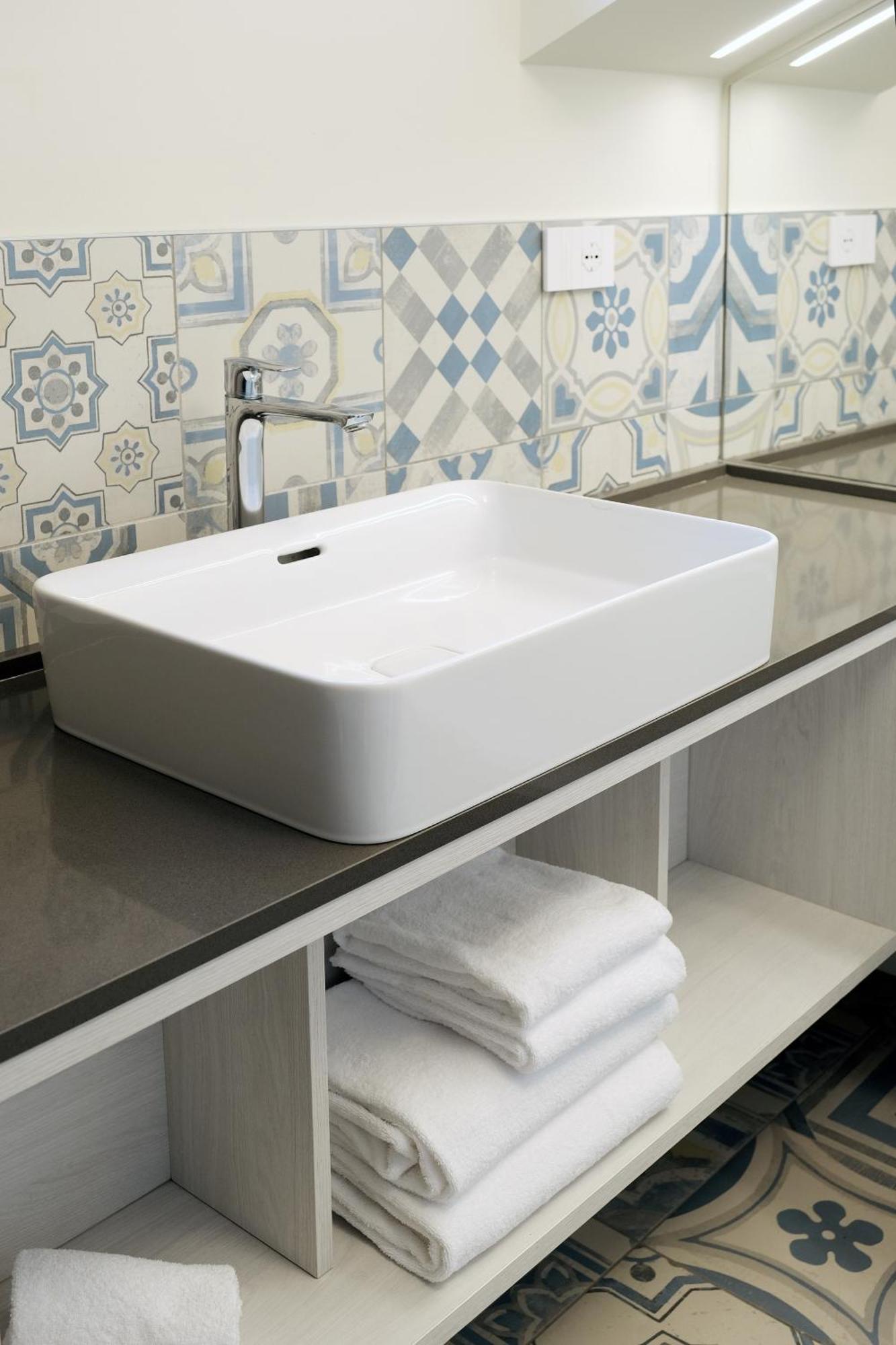 מילאנו Comecasa 10 Minutes Walk From Duomo 2 Bedroom Apartment מראה חיצוני תמונה